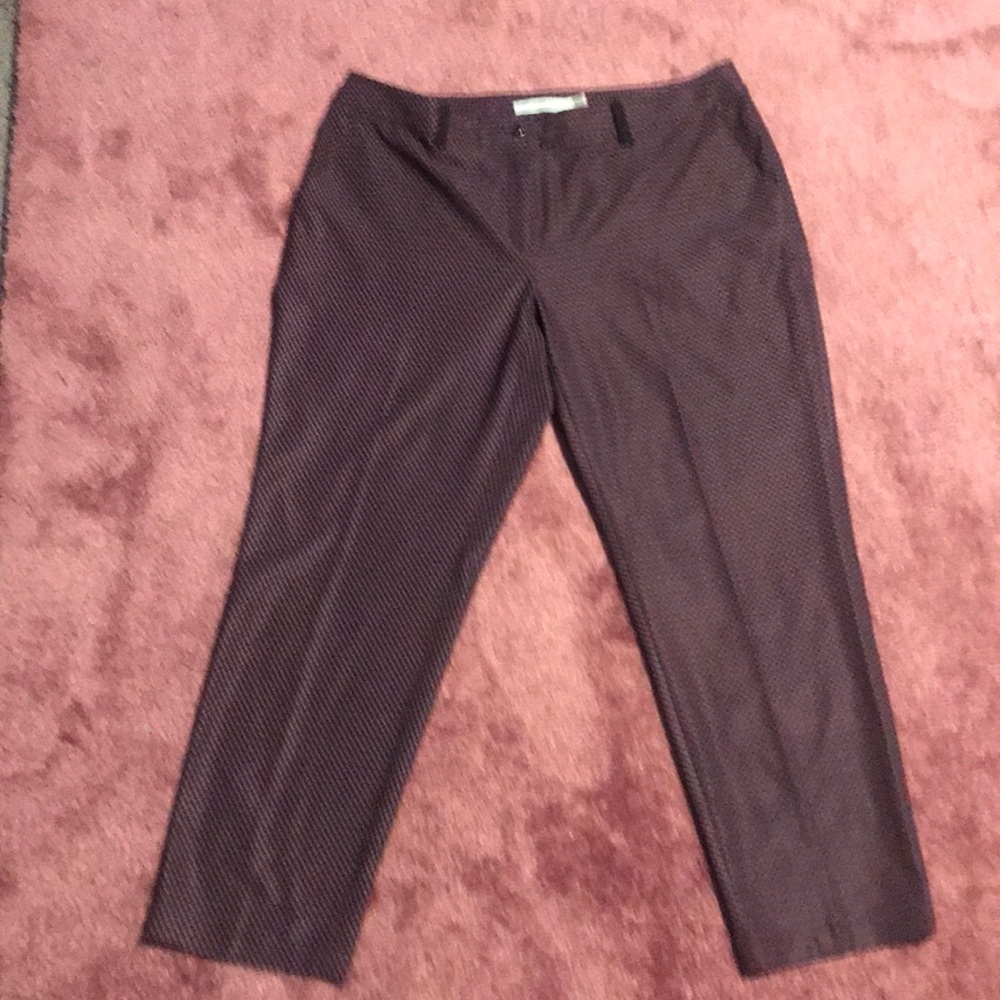 Lady Hagen crop capris.